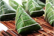 包粽子的叶子叫什么？南方北方用的叶子不同，你知道哪一种?