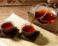 普洱茶有什么好处与坏处？学会这三招，再也不会买着假的普洱茶！