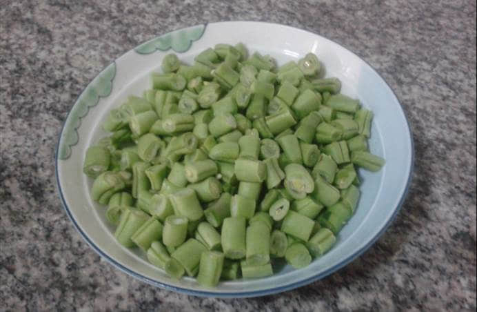 http://food.yxlady.com/upload/cook_step/140606/0_185249nWhkxzbc.jpg