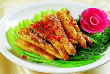 鸡腿菇好吃吗?这几类人必须远离食用鸡腿菇!
