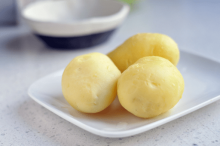 生土豆汁的功效与作用介绍!生土豆怎么榨汁?