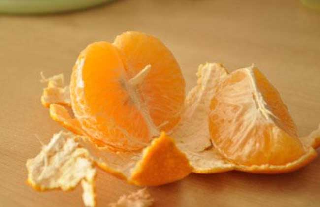 橘子皮泡水喝的功效