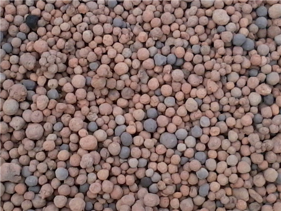 陶粒，适合垫底的颗粒土-1