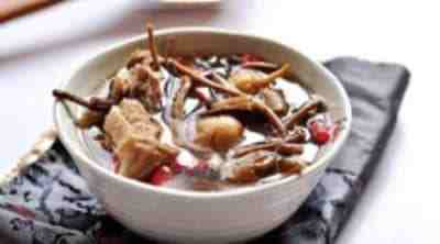 茶树菇能跟瑶柱煲汤吗