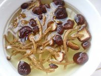 干锅茶树菇的做法与食用建议
