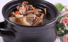 茶树菇竹荪猪骨汤怎么做？有什么营养功效？