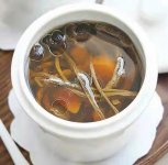 茶树菇萝卜排骨汤
