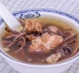 茶树菇瘦肉汤