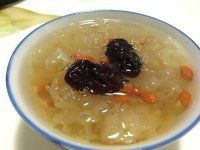 感冒的时候可以喝银耳红枣汤吗？