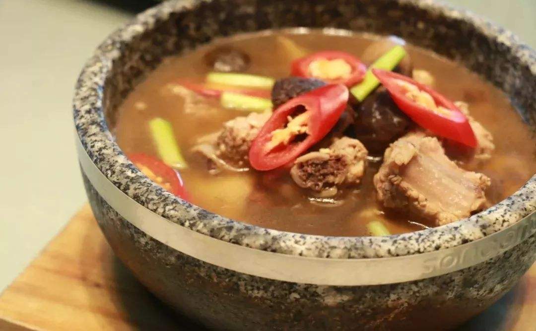 牛肝菌可以和羊肉一起吃吗