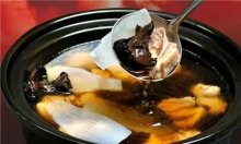 虎掌菌煲老鸭汤的做法