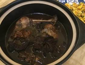 干虎掌菌的做法与食用禁忌有哪些？